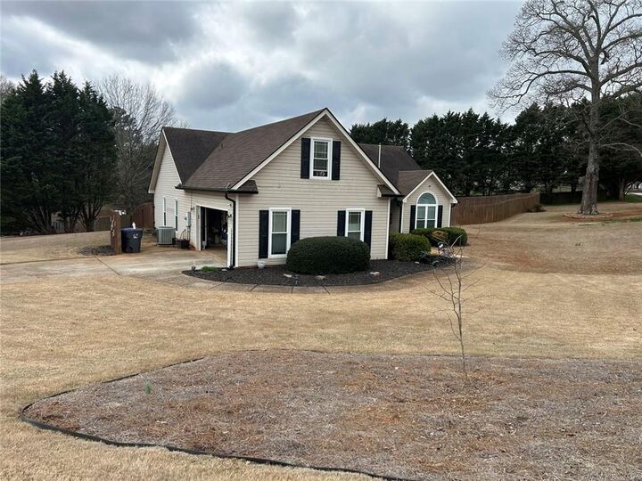 Property Photo:  16 Bailey Park Court  GA 30549 