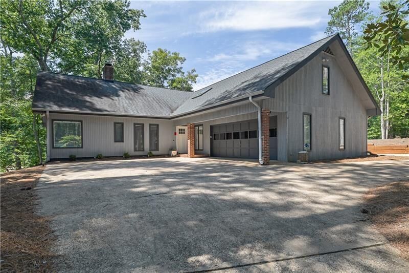 Property Photo:  134 Broadwater Court  GA 30183 