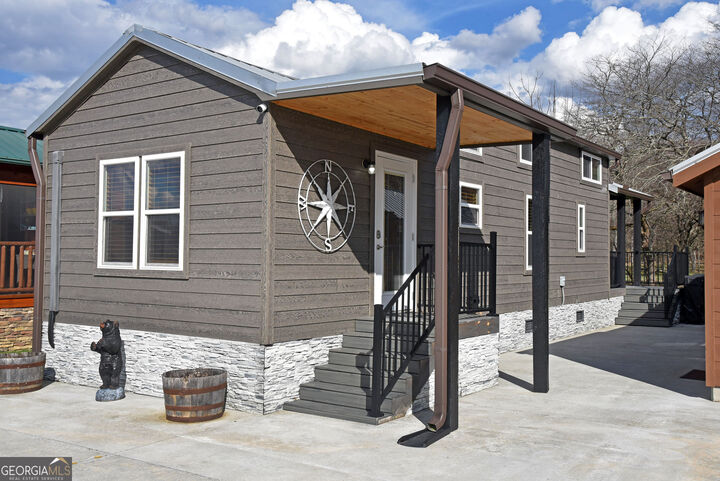 Property Photo: 435 Golden Nugget Road GA 30512