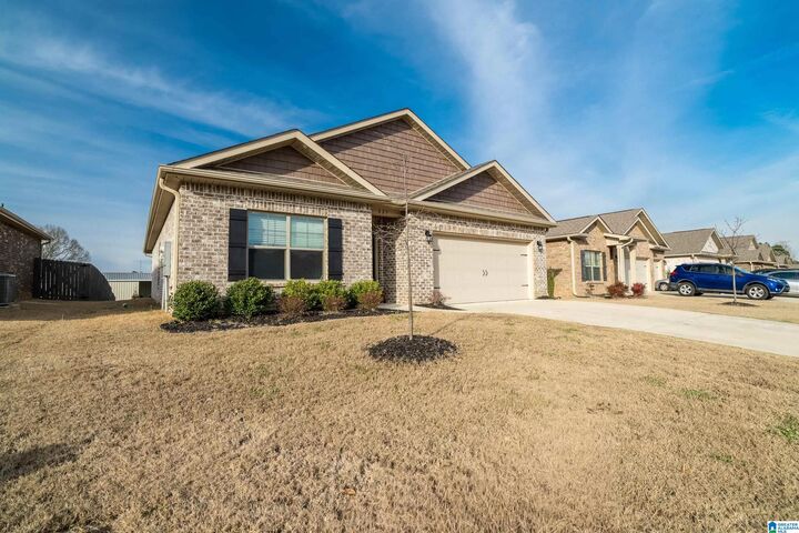 Property Photo: 225 Ashland Drive AL 35077