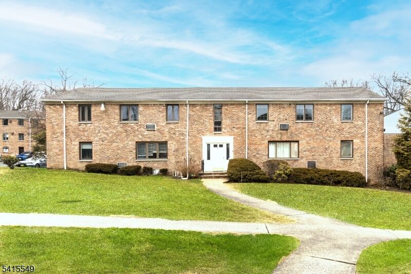 Property Photo:  16 Troy Dr  NJ 07081 