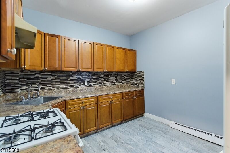 Property Photo:  514 Edgar Rd A3  NJ 07202 