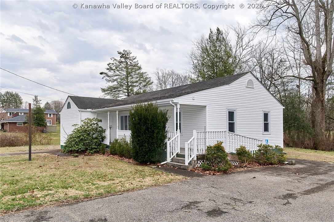 Property Photo:  5202 Teays Valley Road  WV 25560 