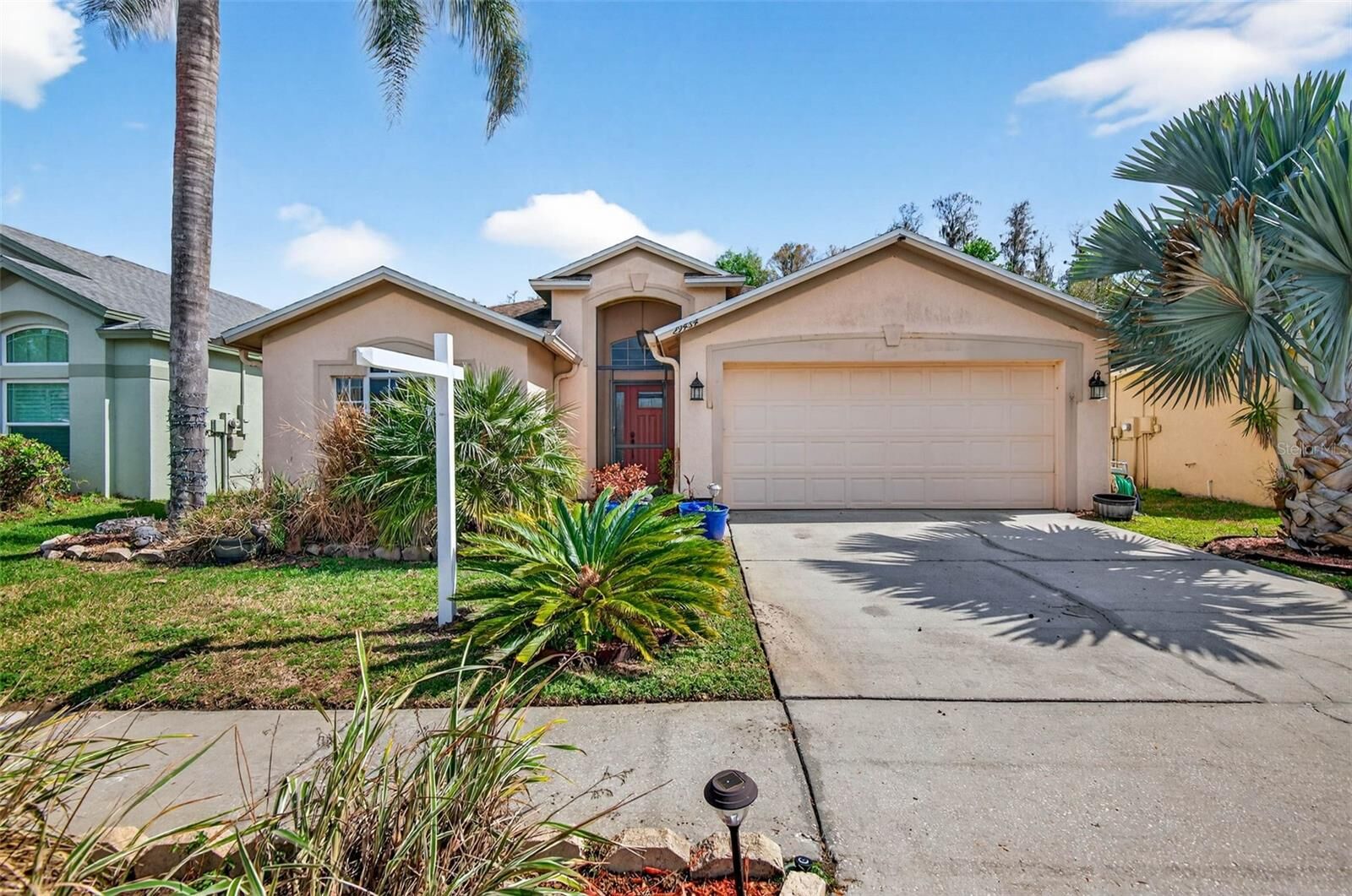 Property Photo:  29454 Crossland Drive  FL 33543 