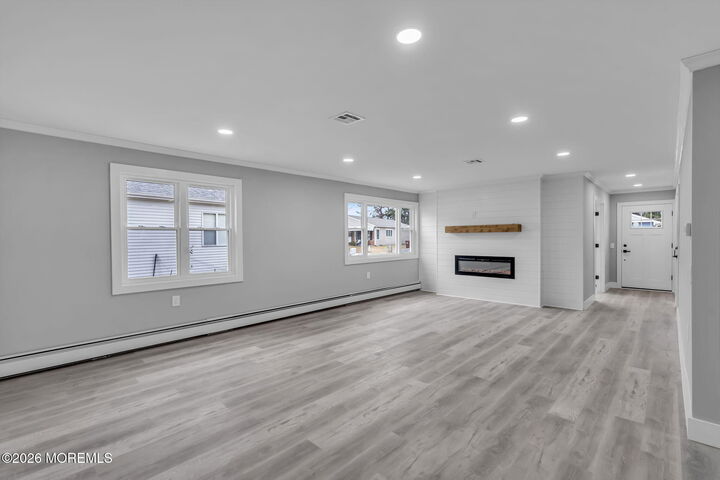 Property Photo: 15 Roxton Place NJ 08757