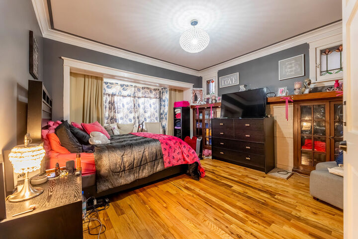 Property Photo:  1511 E 67th Place  IL 60637 