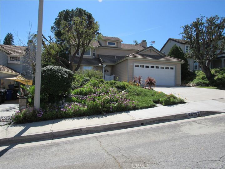 Property Photo:  28718 Forest Meadow  CA 91384 