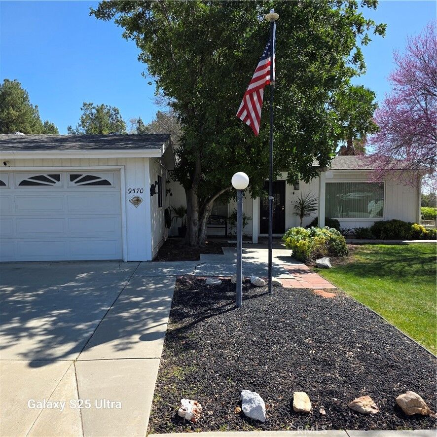 Property Photo:  9570 Crestknoll  CA 92320 