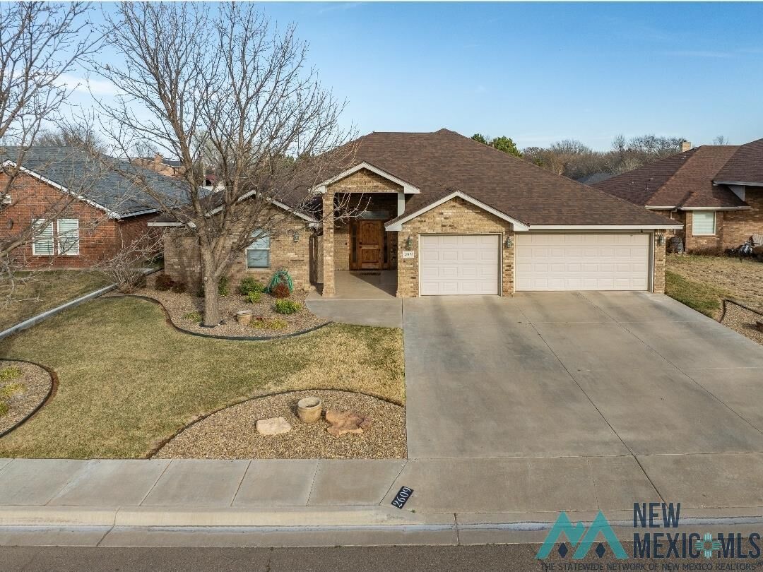 Property Photo: 2609 Northglen Drive NM 88101