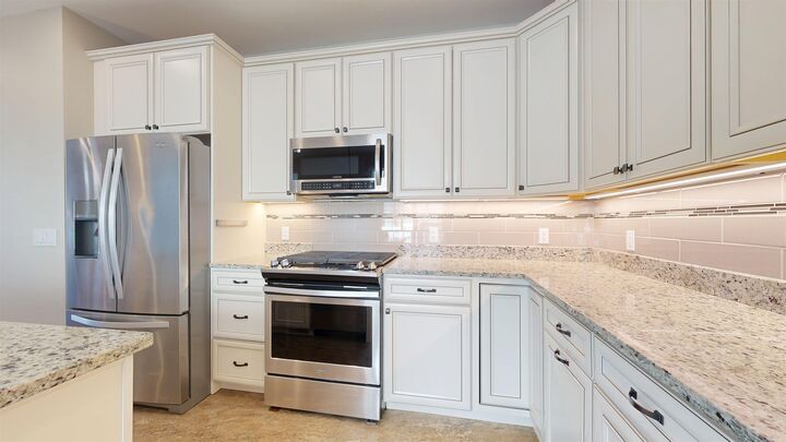 Property Photo:  432 Zephyr Road  VT 05495 