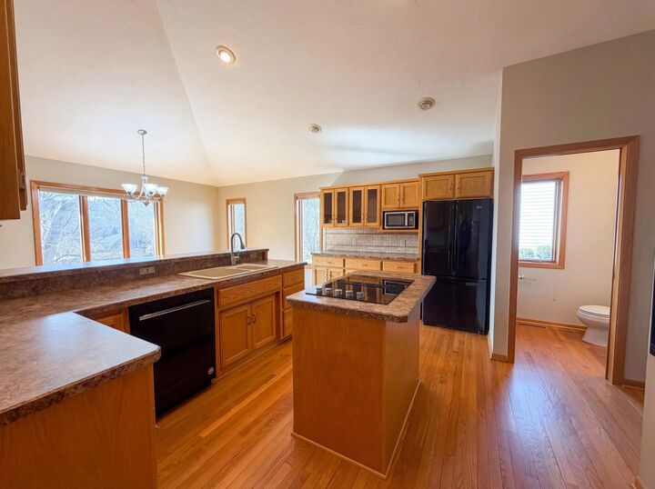 Property Photo: 578 Prairie Circle E MN 55123