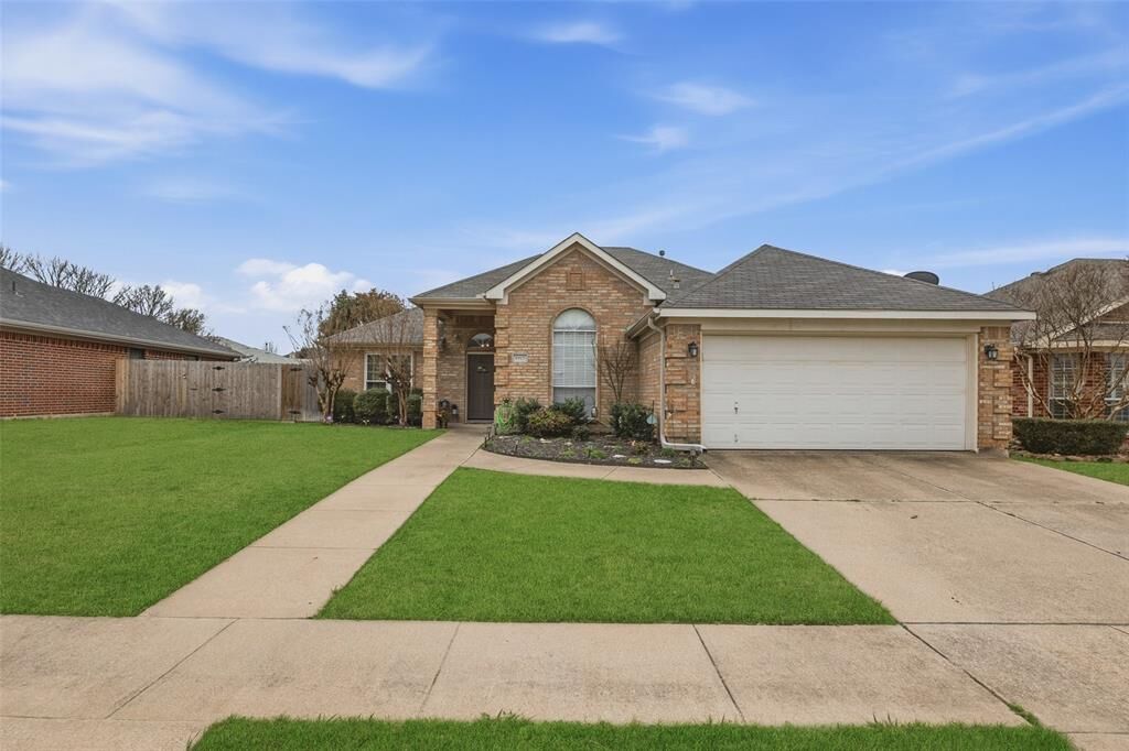 Property Photo:  6917 Laurel Canyon Terrace  TX 76132 