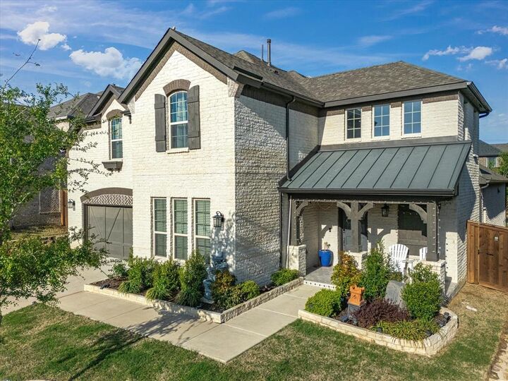 Property Photo:  1606 Evening Primrose Drive  TX 76063 