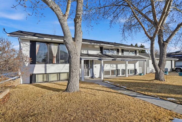 Photo de la propriété:  14 Rasmussen Place  AB T0J 3G0 