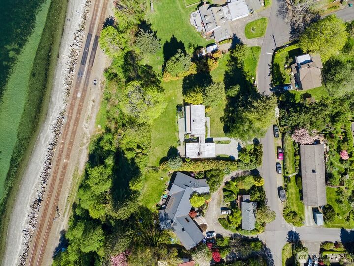 Property Photo:  607  Webster Street  WA 98275 