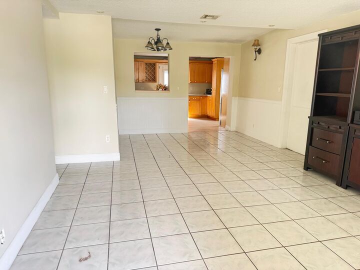 Property Photo:  520 Seagrape Road N  FL 33462 