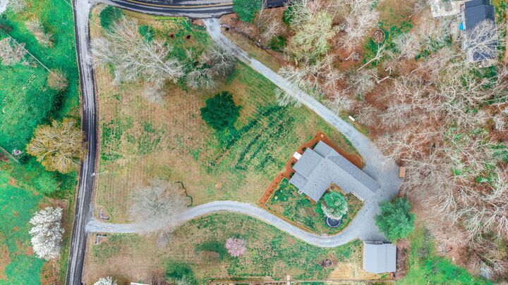 Property Photo:  340 N Mouse Creek Road NW  TN 37310 