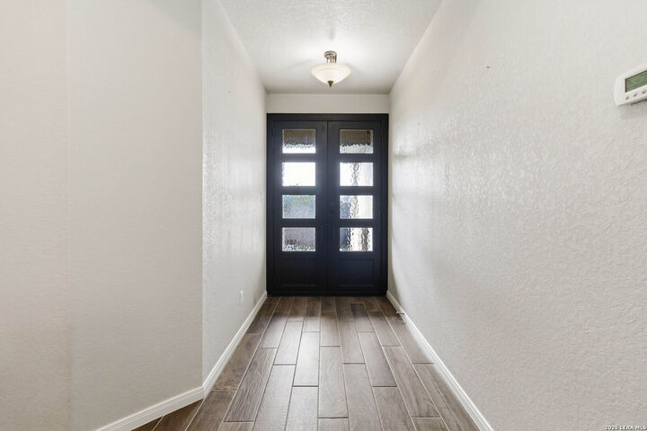 Property Photo:  570 Forest Crest  TX 78133 