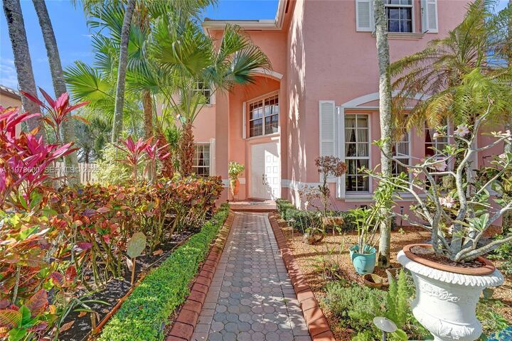 Property Photo: 14686 SW 35th Ct FL 33027