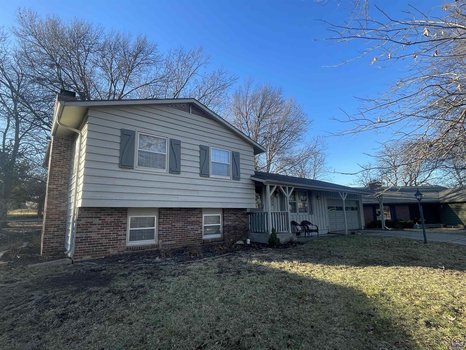 Property Photo:  339 SW Woodbury North Ct  KS 66606 