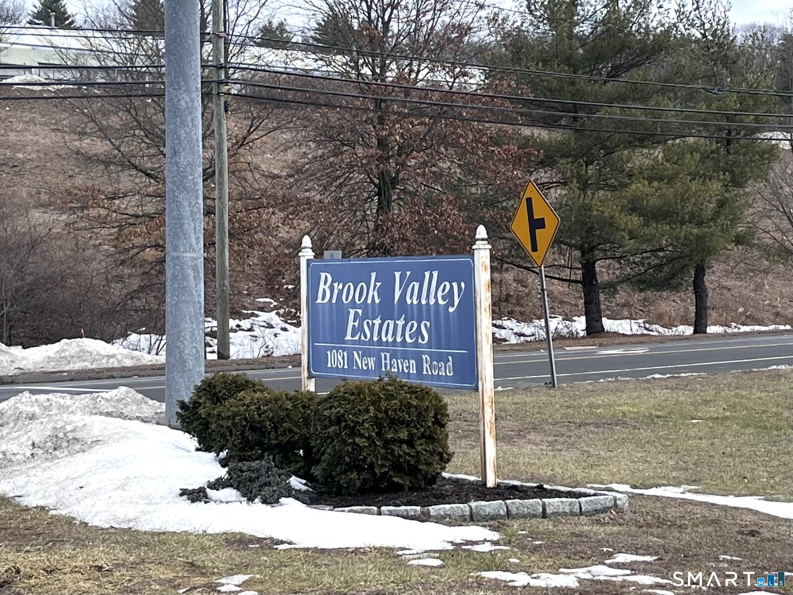 Property Photo:  1081 New Haven Road 11J  CT 06770 