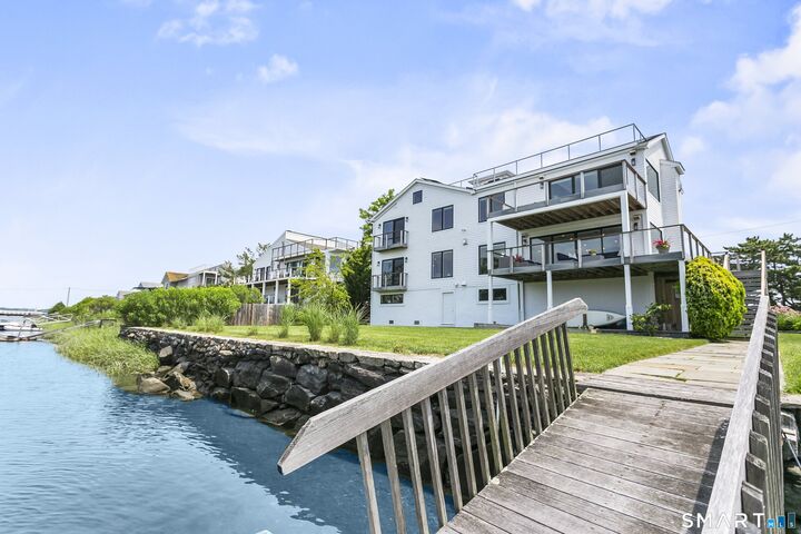 Property Photo:  24 Spriteview Avenue  CT 06880 