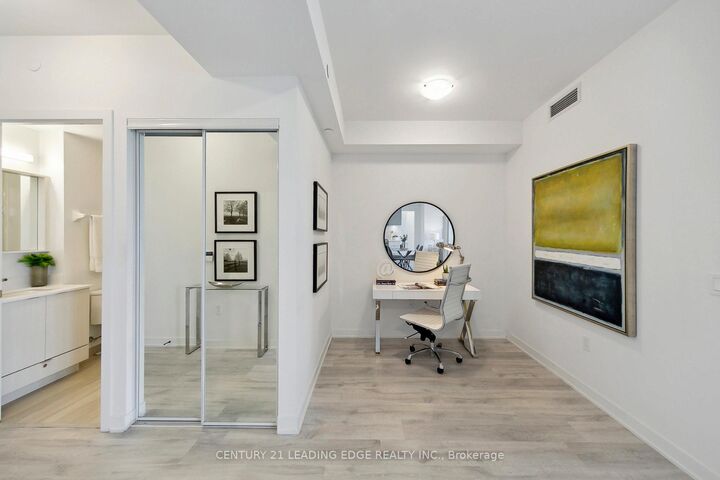 Photo de la propriété:  4655 Metcalfe Avenue 302  ON L5M 0Z7 