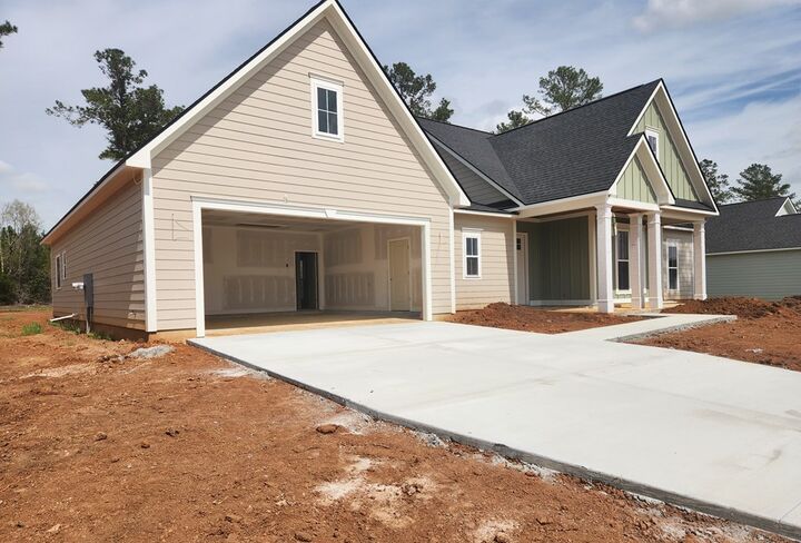 Property Photo:  329 Willow Oak Loop  GA 31763 