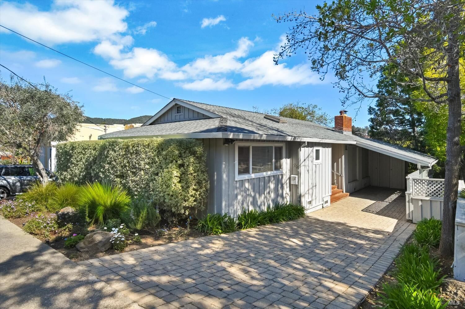 Property Photo:  28 Hillcrest Drive  CA 94901 