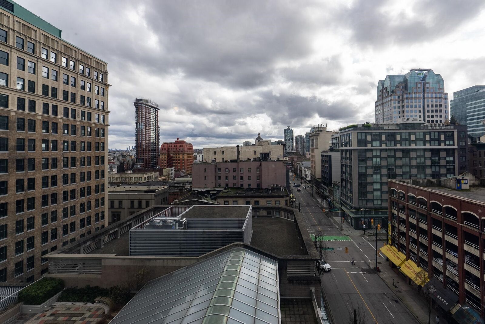 Property Photo:  438 Seymour Street 909  BC V6B 6H4 