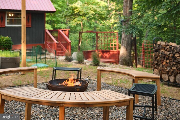 Property Photo: 150 White Dogwood Place WV 25425