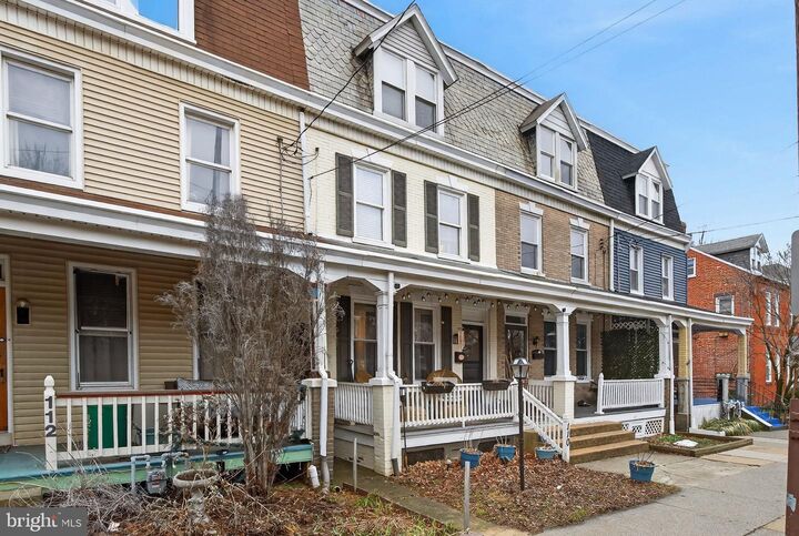 Property Photo:  110 Pearl Street  PA 17603 