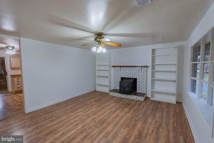 Property Photo:  602 N. Reymann Street  WV 25438 