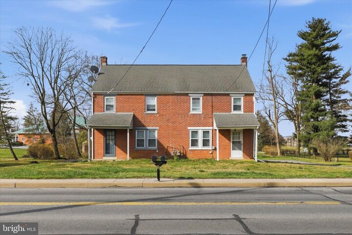 Property Photo:  1632 Lampeter Road  PA 17602 