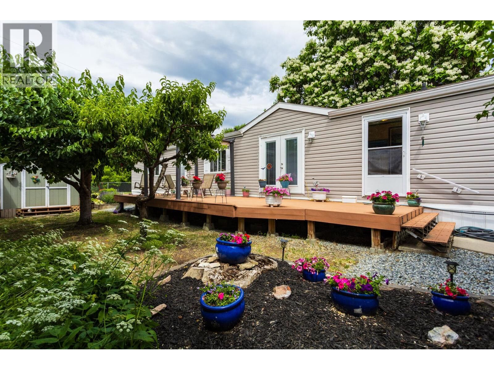 Property Photo: 2035 Boucherie Road 71 BC V4T 1Z8