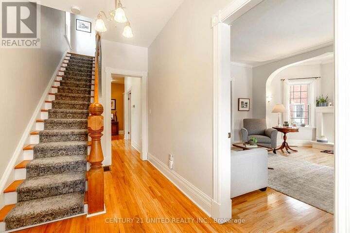 Property Photo:  558 Gilmour Street  ON K9H 2K2 