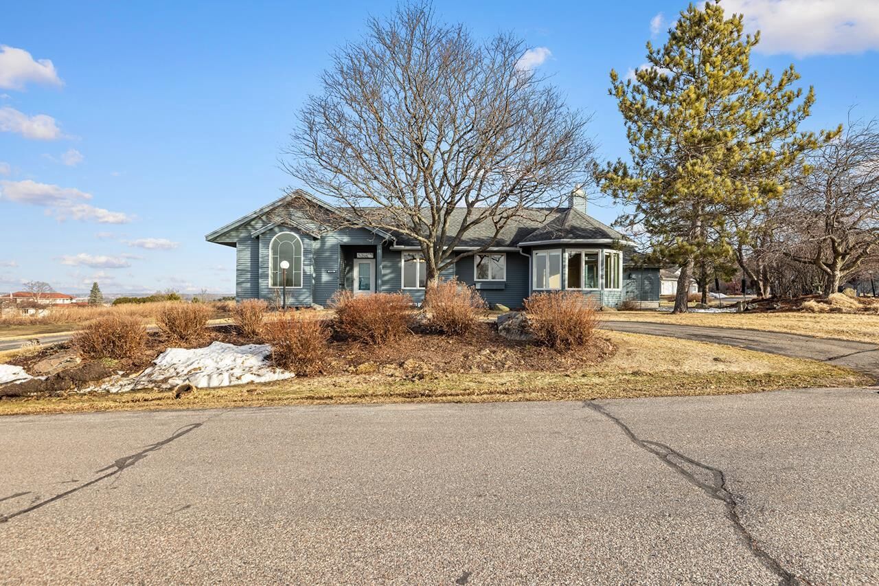 Property Photo:  1036 Easthill Place  WI 54403 