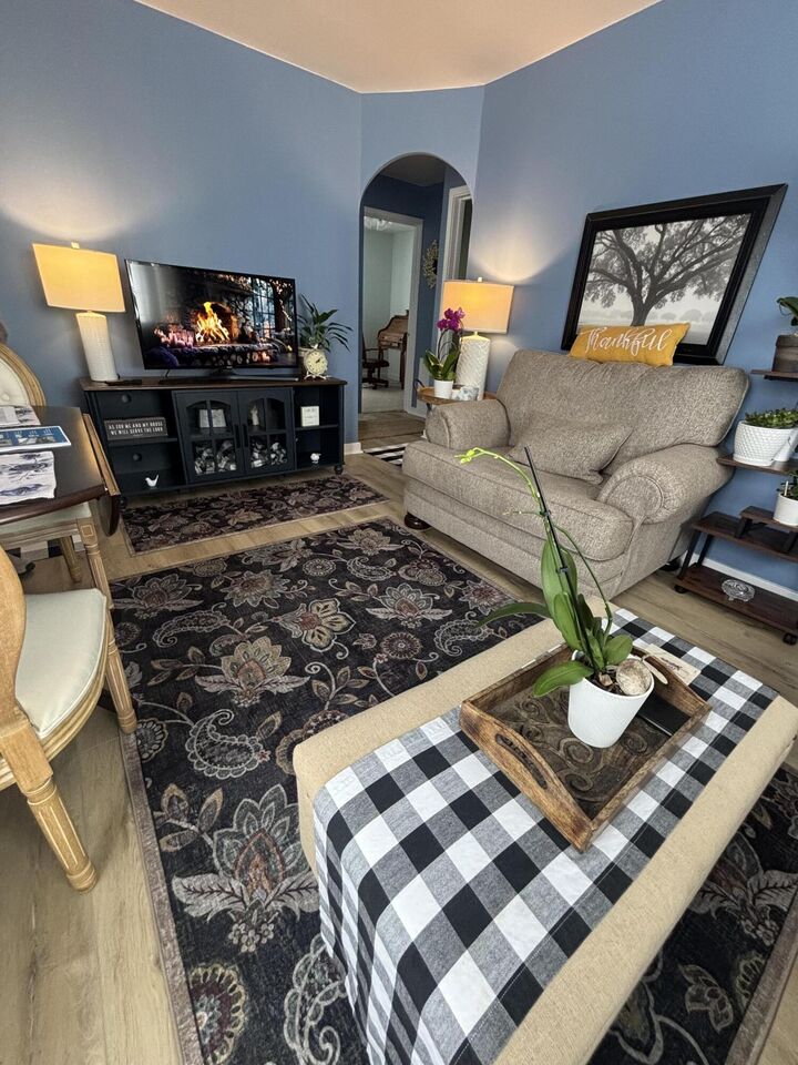 Property Photo: 308 W 6th Ave MI 49783