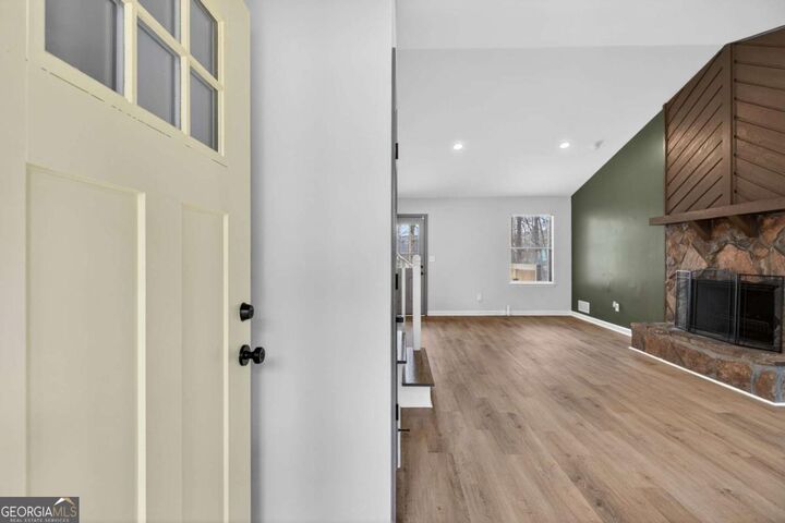 Property Photo:  6537 River Glen Drive  GA 30296 