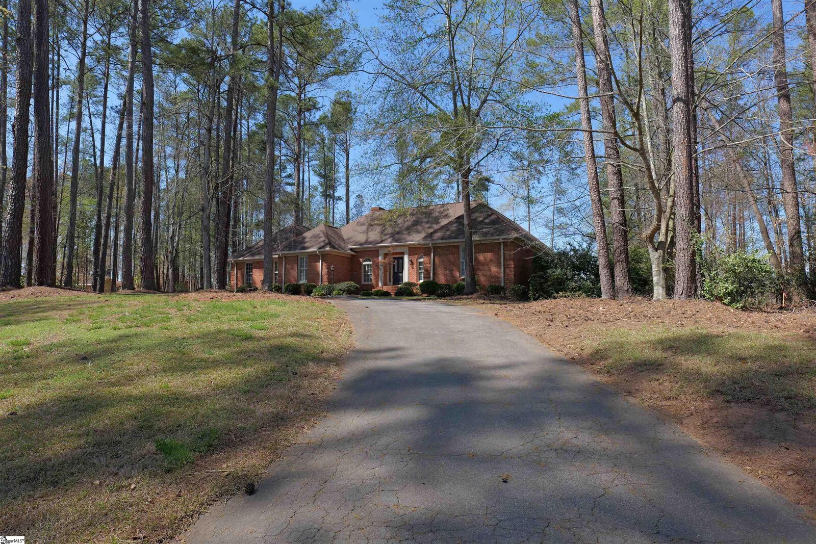 Property Photo: 106 Carolina Club Drive SC 29306
