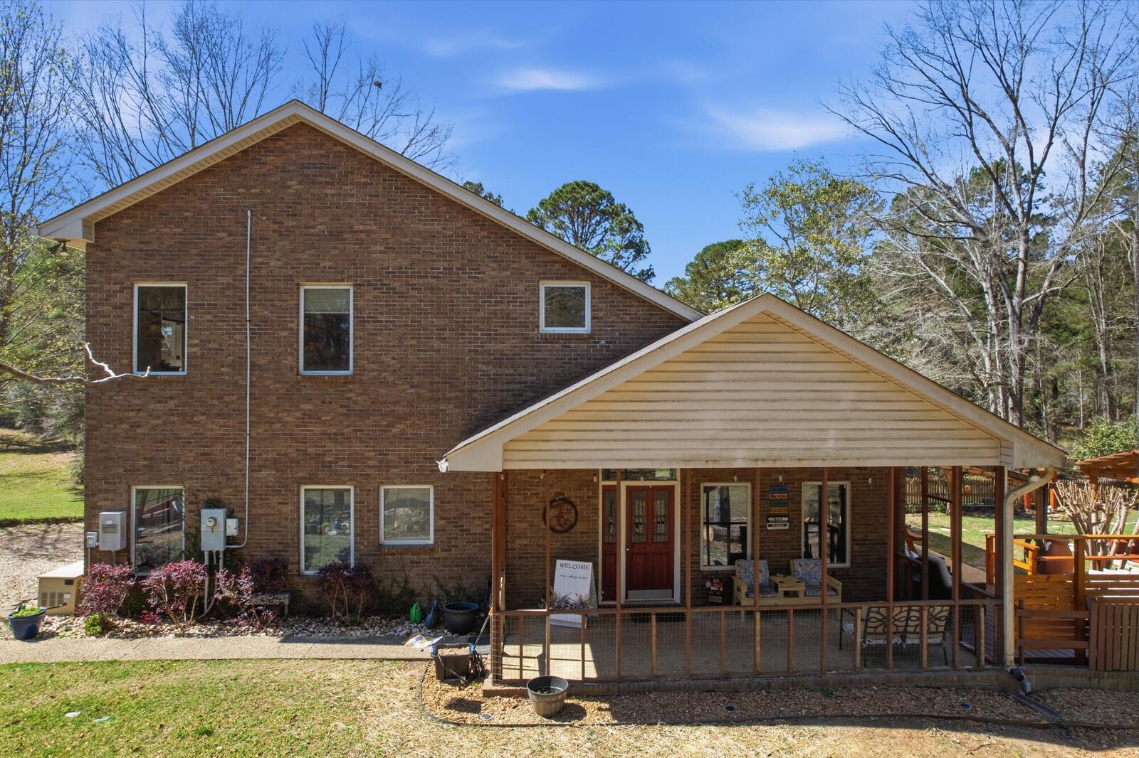 Property Photo:  1137 Frances St.  MS 39402 