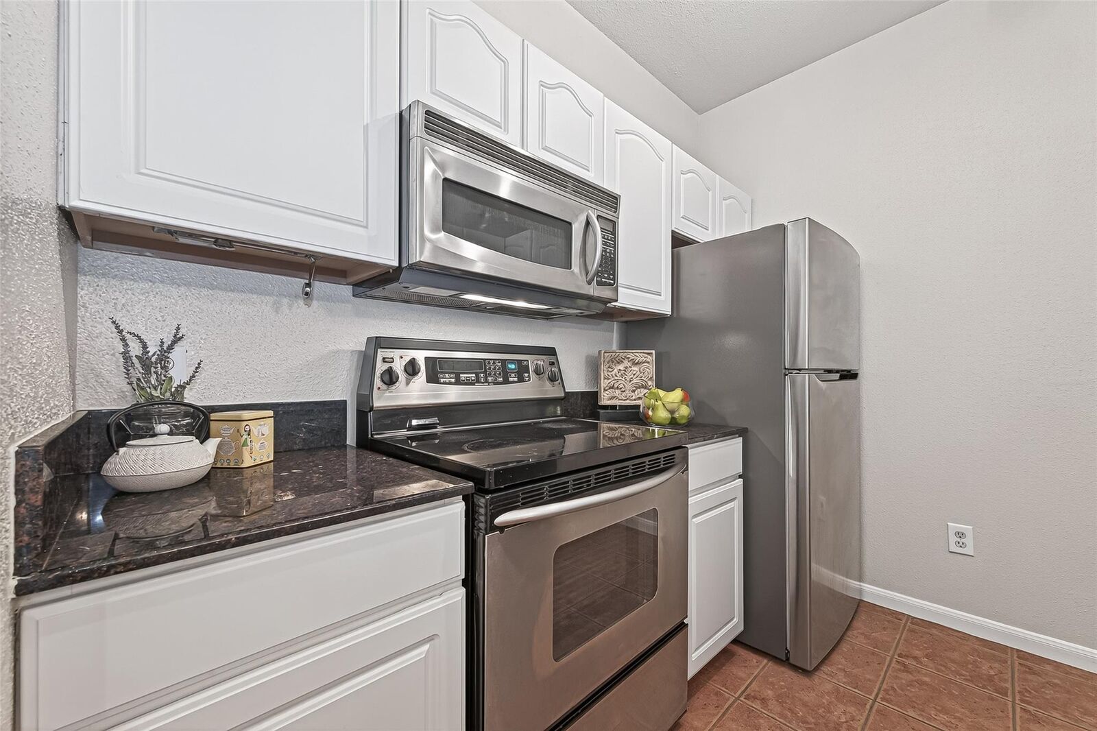 Property Photo:  1330 Old Spanish Trail 3206  TX 77054 