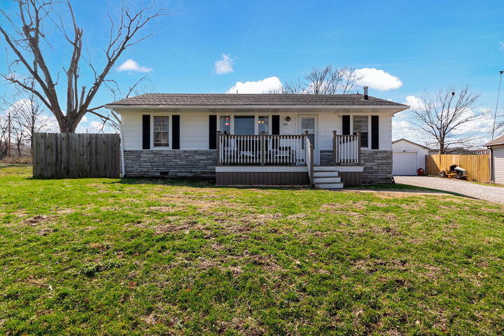 Property Photo: 608 W Pearson Street MO 65265