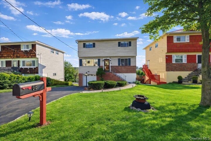 Property Photo:  65 Skymeadow Place  NY 10523 