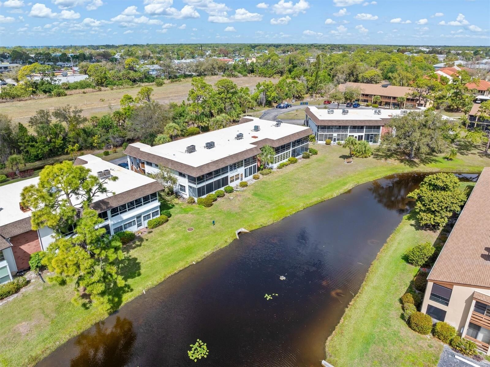 Property Photo: 2 Quails Run Boulevard 8 FL 34223