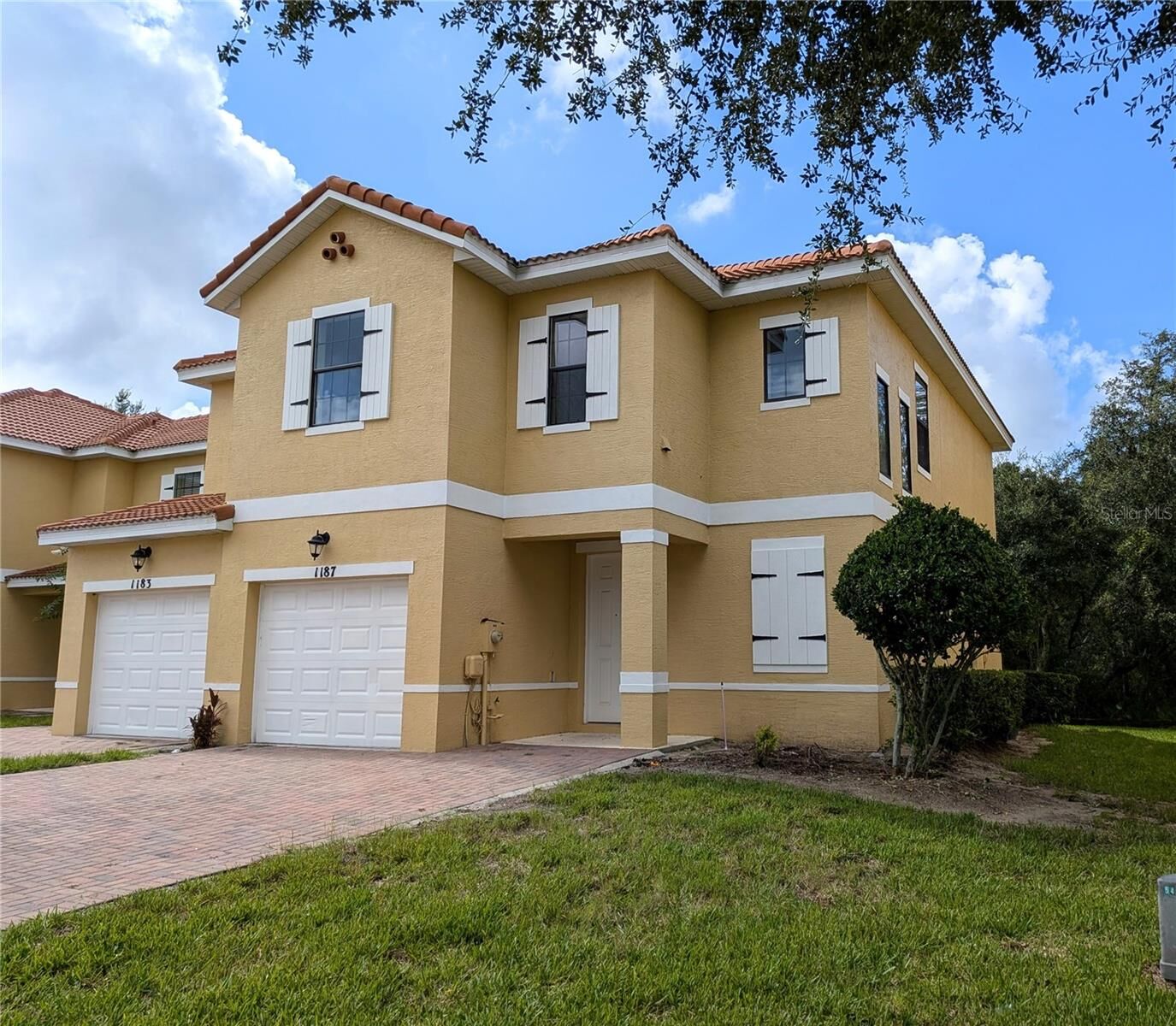 Property Photo:  1187 Chervil Drive  FL 34759 