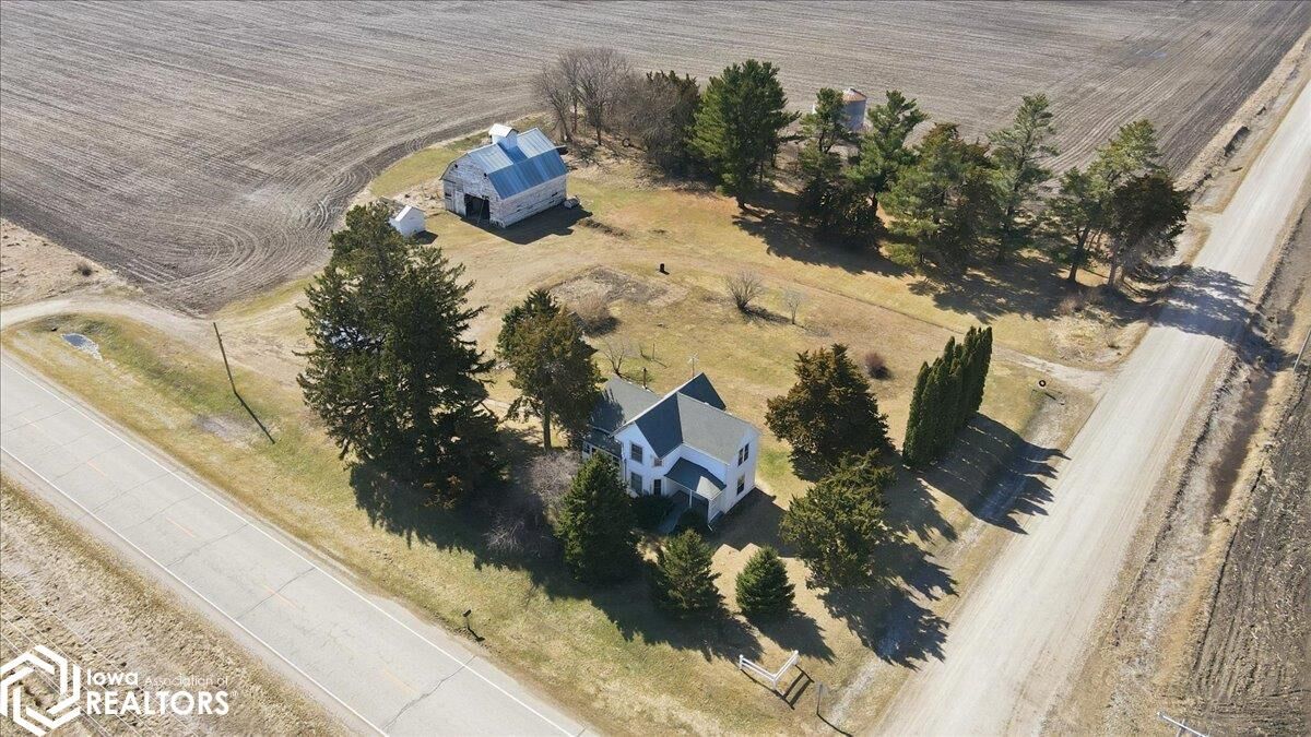 Property Photo:  25464 195th Street  IA 50126 