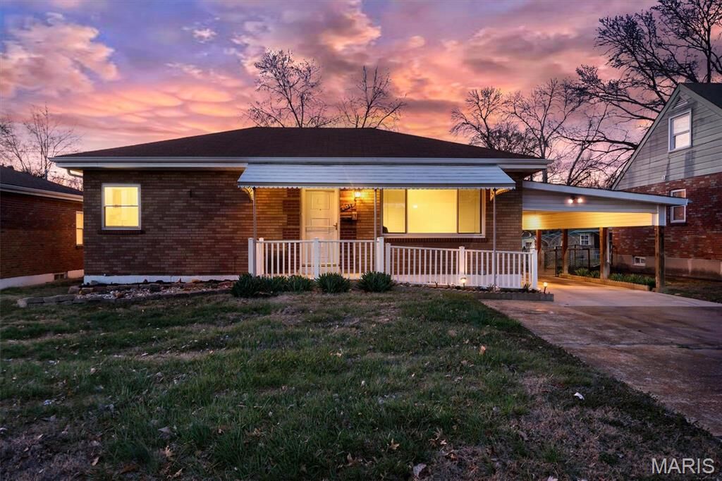 Property Photo:  4527 Seibert Avenue  MO 63123 