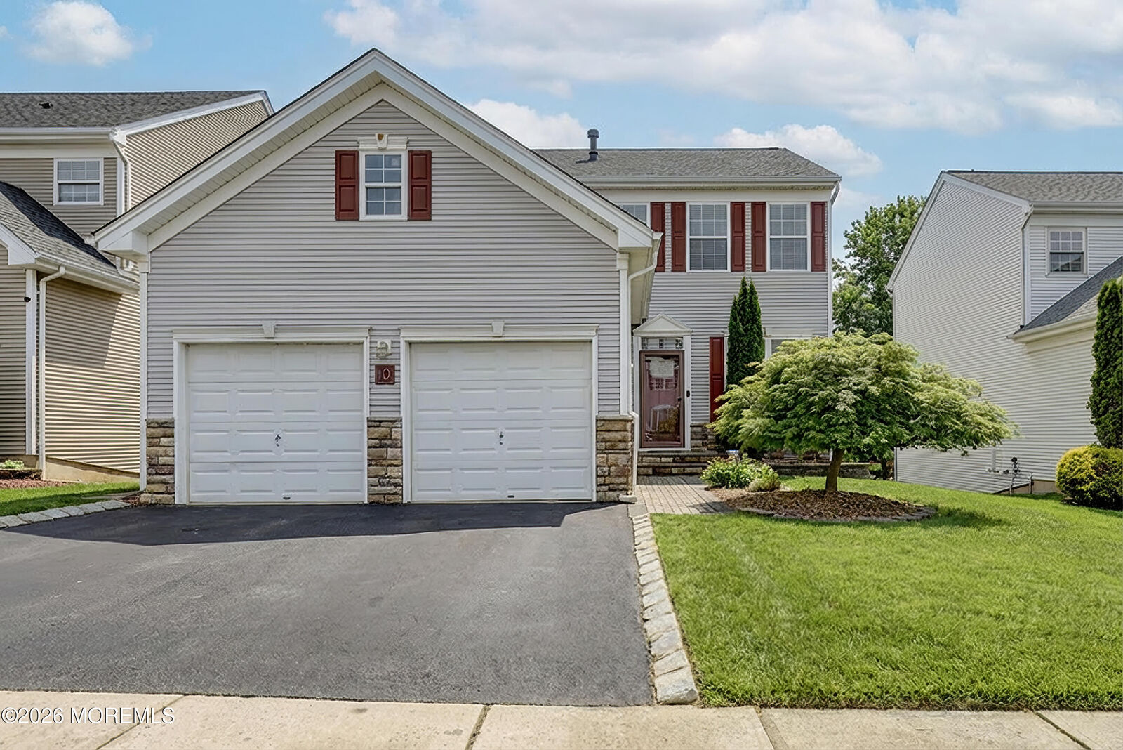 Property Photo:  10 Winged Foot Drive  NJ 07726 