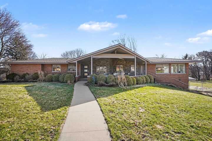 Property Photo:  1640 Gladys Avenue  MI 49417 